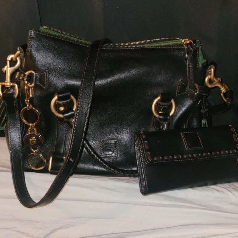 Dooney & Bourke Black Florentine Satchel, COMES WITH Wallet